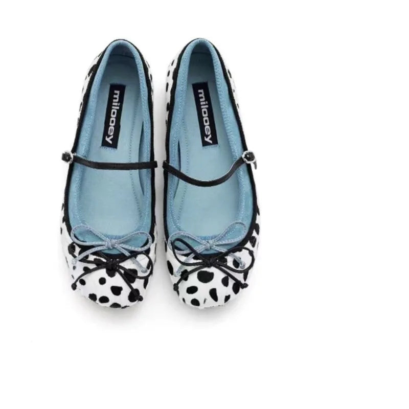 2026French Flat Bottomed Rotundity Toe Ballet Shoes Fashionable One-piece Belt  Jane Shoes Versatile for Women